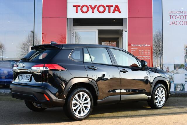 Toyota COROLLA Cross Hybrid 140 Active Plus Limited Automaat 140pk | Dodehoekdetectie | Stoelverwarming | Parkeersensoren |