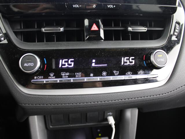 Toyota COROLLA Cross Hybrid 140 Style