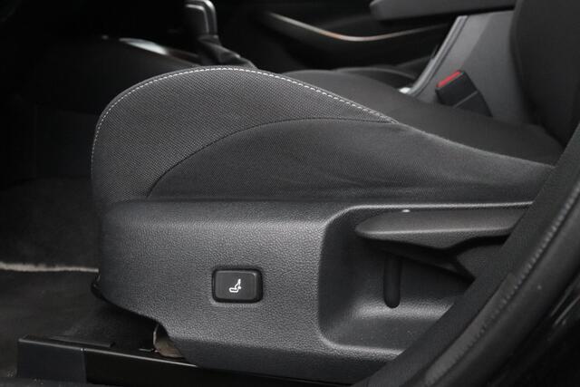 Toyota COROLLA Touring Sports 1.8 Hybrid Edition | Stoel & Stuur verwarming | Carplay/Android Auto | Camera |