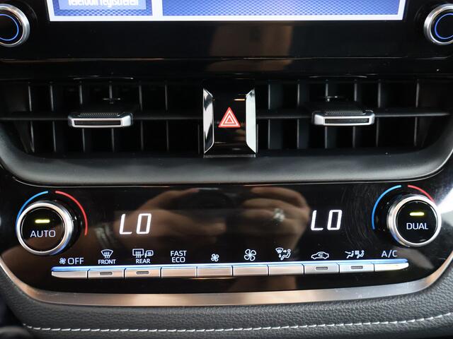 Toyota COROLLA Touring Sports 1.8 Hybrid Executive Parkeersensoren | Stoel + Stuurwielverwarming | Led Koplampen