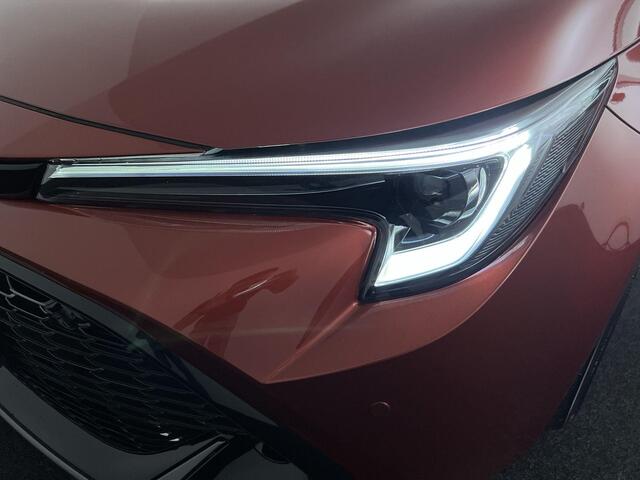 Toyota COROLLA Touring Sports Hybrid 180 GR SPORT / HUD / JBL / Panoramisch schuif-kanteldak