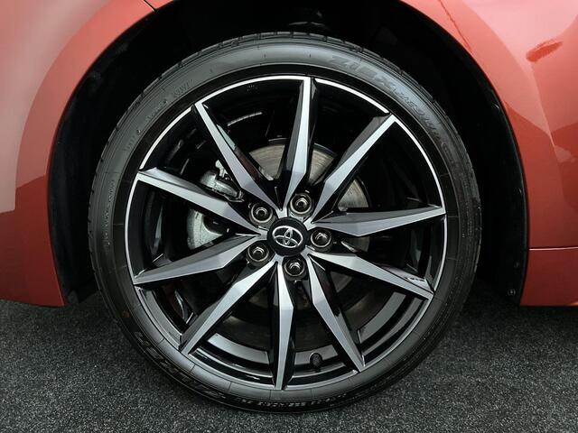 Toyota COROLLA Touring Sports Hybrid 180 GR SPORT / HUD / JBL / Panoramisch schuif-kanteldak