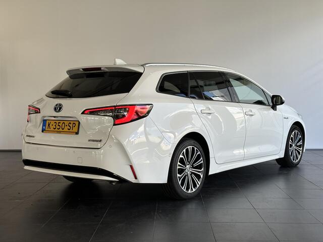 Toyota COROLLA Touring Sports 1.8 Hybrid Executive STOELVERWARMING | ACHTERUITRIJCAMERA | PARKEERSENSOREN VOOR-/ACHTER | BLIS