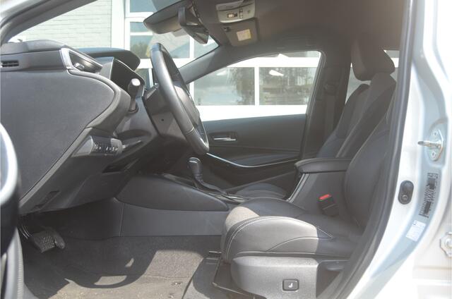 Toyota COROLLA Touring Sports 2 kleuren Executive trekhaak gar.