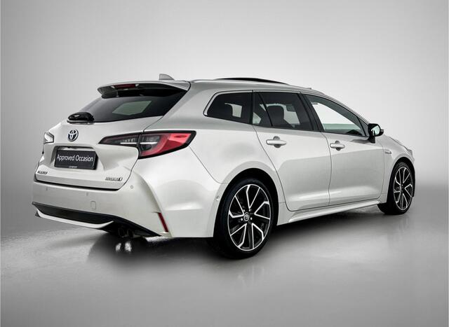 Toyota COROLLA Touring Sports 2.0 Hybrid Executive Pano
