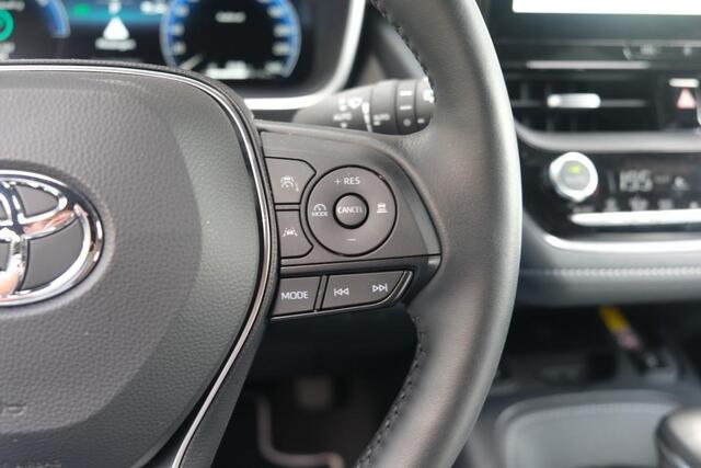 Toyota COROLLA 1.8 Hybrid 140pk CVT Touring Sport Dynamic Toyota Corolla 1.8 Hybrid 140pk CVT Touring Sports First Edition | Navi | Climate | Adaptive Cruise | Keyless | Camera | Elektrische Achterklep