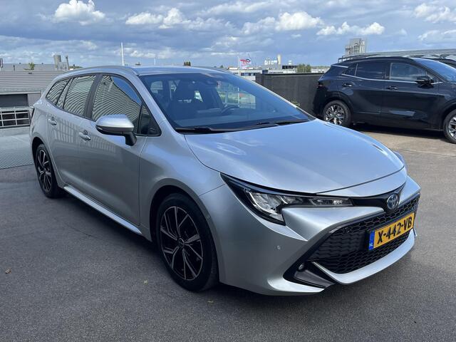 Toyota COROLLA Touring Sports 1.8 Hybrid Dynamic Limited Navigatie Apple CarPlay/Android Auto, achteruitrij camera, adaptieve cruise control!