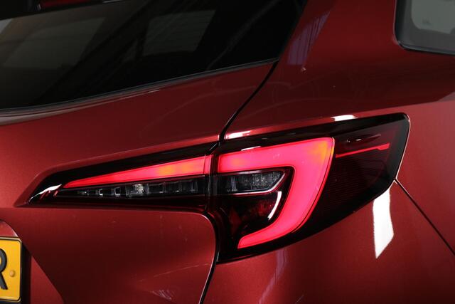 Toyota COROLLA Touring Sports Hybrid 140 GR Sport, Schuif-dak, Uniek!, JBL, HUD