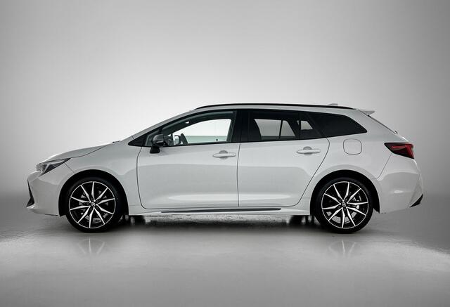 Toyota COROLLA Touring Sports Plus Pack Hybrid 180 GR Sport - Louwman Zin in Zomervoordeel auto -