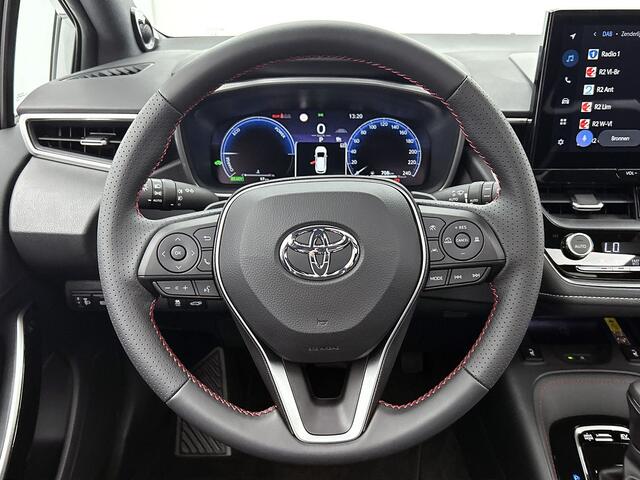 Toyota COROLLA Touring Sports Plus Pack Hybrid 180 GR Sport - Louwman Zin in Zomervoordeel auto -