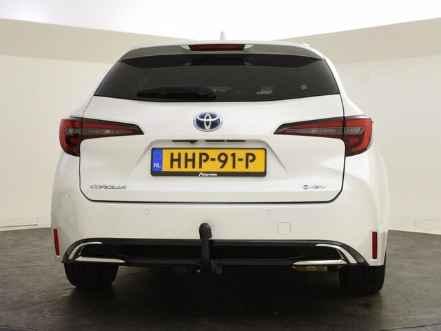 Toyota COROLLA Hybrid 140 Style Edition | Trekhaak | Parkeersensoren V+A