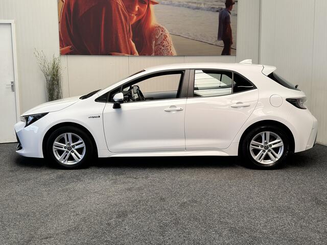 Toyota COROLLA 1.8 Hybrid NAVIGATIE CRUISE CONTROL CLIMATE CONTROL STOEL EN STUURVERWARMING BLUETOOTH TELEFOON ACHTERUITRIJCAMERA ZEER MOOI !! 3010