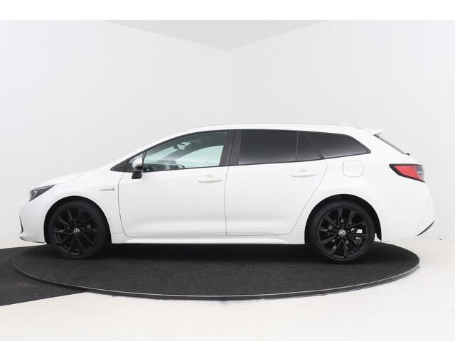 Toyota COROLLA Touring Sports 1.8 Hybrid Active Luxury | Stoel -/ Stuur Verwarming | Apple Carplay & Android Auto | Parkeercamera |