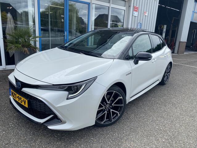 Toyota COROLLA 2.0 Hybrid Executive JBL Panoramadak Leer