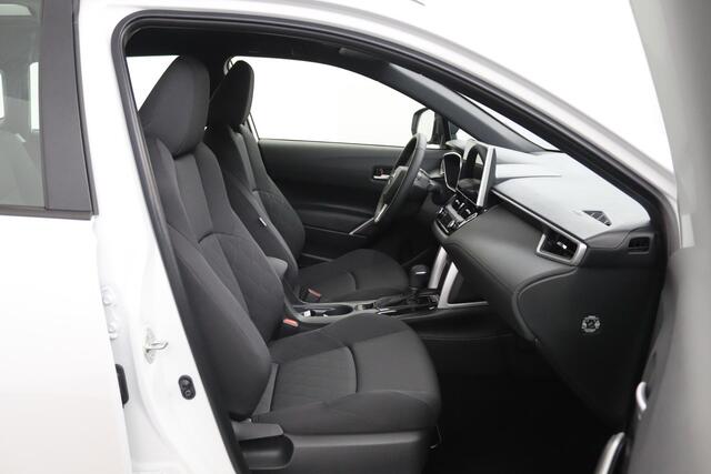 Toyota COROLLA Cross Hybrid 140 Active | NETTO DEAL | Parelmoer Wit | Navigatie | Nieuwe Auto |