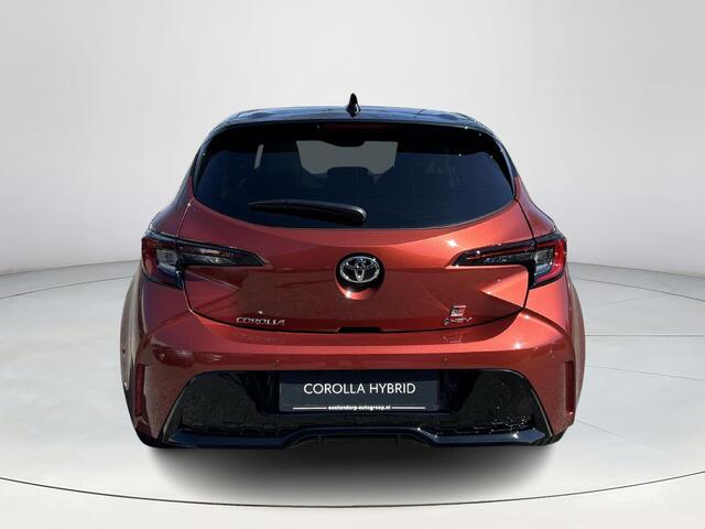 Toyota COROLLA Hybrid 140 GR Sport **PLUS PACK/ METAL OXIDE/ NIEUWE AUTO**