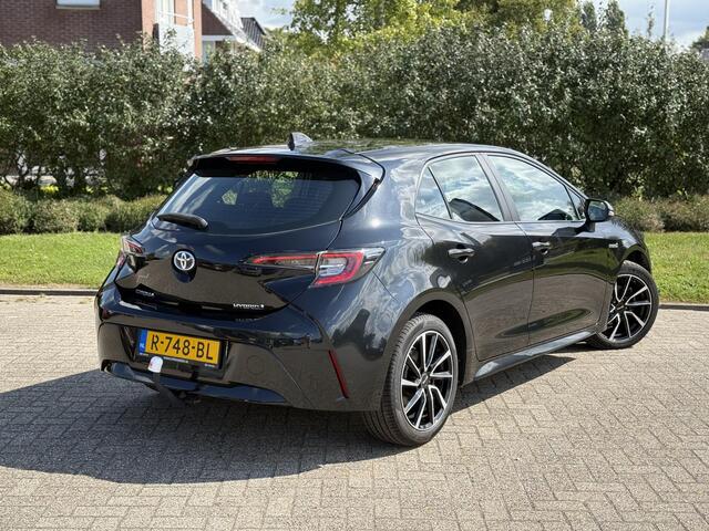 Toyota COROLLA 1.8 Hybrid Active Avus racing velgen | Afn. Trekhaak | Camera | ACC