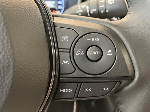 Toyota COROLLA Touring Sports Hybrid 140 Dynamic | Apple Carplay | 17 inch LM velgen | Getinte ramen |