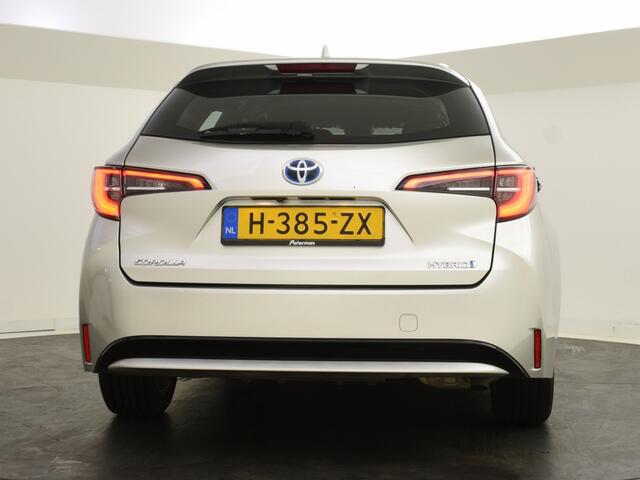 Toyota COROLLA 1.8 Hybrid Business | Camera | Apple & Android Carplay