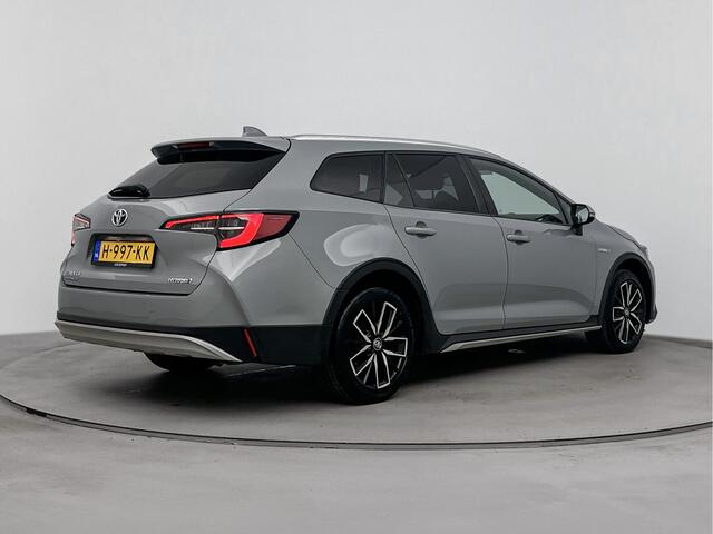 Toyota COROLLA Touring Sports 1.8 Hybrid Trek | LIMITED EDITION |