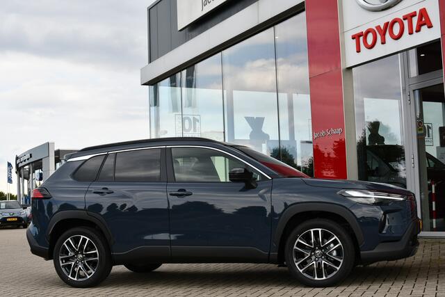 Toyota COROLLA Cross Hybrid 180 Executive Automaat 180pk | Leder | JBL Premium Sound | Cloud Navigatie | 360 graden camera |