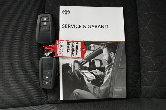 Toyota COROLLA Touring Sports 1.8 Hybrid Dynamic Limited | Apple Carplay/Android Auto | Elektrische Achterklep | Stoel/Stuurverwarming | head-up display |