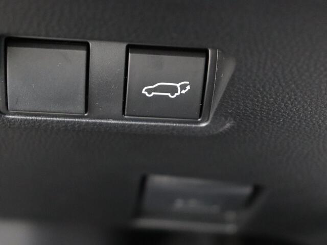 Toyota COROLLA Cross Hybrid 180 Executive | DEMO & DIRECT LEVERBAAR | JBL | Elektrische Stoel |