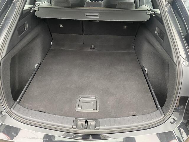 Toyota COROLLA Touring Sports Hybrid 140 Active Navigatie Apple CarPlay/Android Auto, achteruitrij camera, ruime laadruimte, adaptieve cruise control