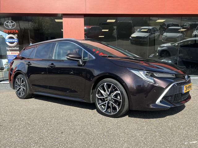 Toyota COROLLA Touring Sports 2.0 Hybrid Executive | Trekhaak | PANO | Nav!