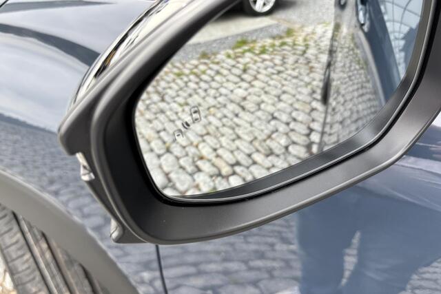 Toyota COROLLA Cross Hybrid 140 Dynamic Parkeersensoren, Soel/stuur verwarming , Dodehoek detectie, Elek. klep