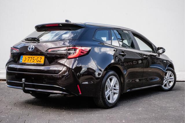 Toyota COROLLA Touring Sports 1.8 Hybrid Business Trekhaak/ Carplay/ Navigatie/ Camera/ Cruise control