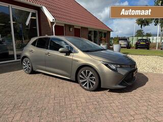 toyota-corolla-1.8-hybrid-dynamic-5