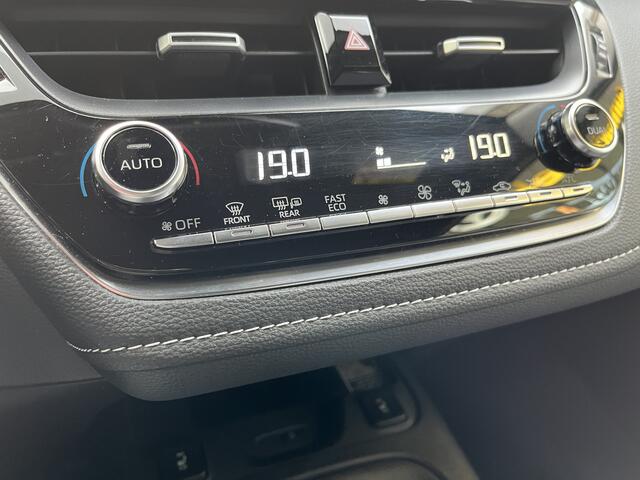 Toyota COROLLA Touring Sports 2.0 Hybrid Dynamic | CARPLAY | STOELVERW | CAMERA