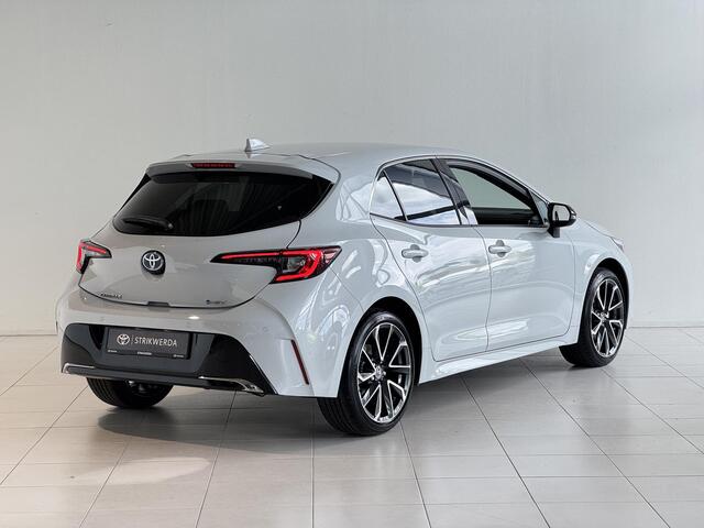 Toyota COROLLA Hybrid 180 Executive | Nieuw op voorraad | HUD | JBL | BSM | Full-LED |