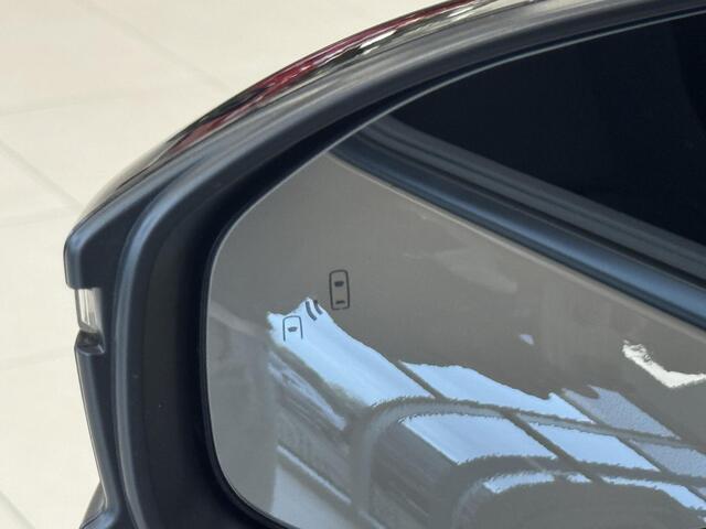 Toyota COROLLA Cross Hybrid 180 Dynamic MJ25 | nieuw op voorraad | Elektr. klep | Dodehoek sensor | Stoel-stuur verw. |