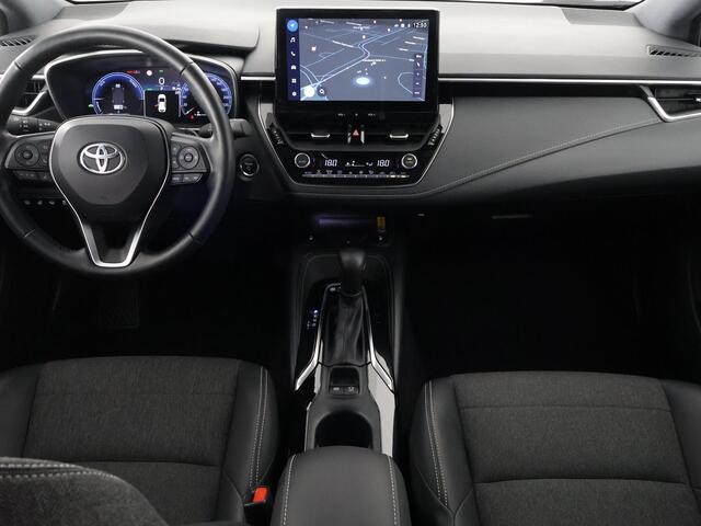 Toyota COROLLA High Power Hybrid 200 Dynamic | Dodehoek detectie | Stoel-/Stuurverwarming | Parkeersensoren | Apple Carplay & AndroidAUTO