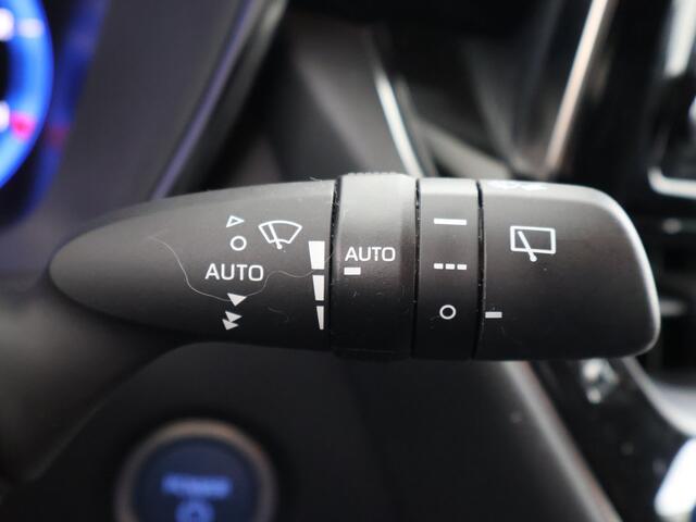 Toyota COROLLA Touring Sports 1.8 Hybrid TeamNL | Apple Carplay & Android Auto | Parkeercamera |