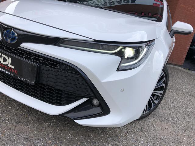 Toyota COROLLA Touring Sports 2.0 Hybrid Style // FULL LED // DODEHOEK // KEYLESS // ADAPT. CRUISE // CLIMA // PDC // STUUR+STOELVERWARMING //