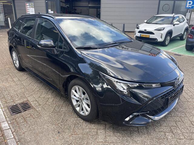 Toyota COROLLA Touring Sports Hybrid 140 Business | Stuur- & Stoelverwarming | Parkeersensoren | Navigatie
