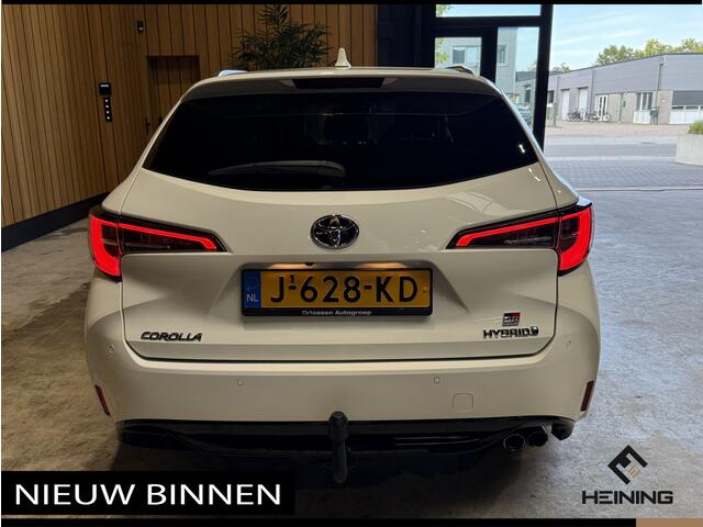 Toyota COROLLA Touring Sports 2.0 Hybrid Business GR-Sport Trekhaak. Apple-carplay. Head-up display. Hollandse auto met NAP