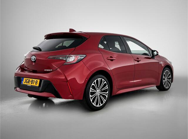 Toyota COROLLA 1.8 Hybrid Dynamic | Afneembare trekhaak | Navigatie | PDC | ACC |