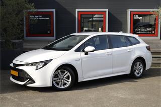 toyota-corolla-touring-sports-1.8-h