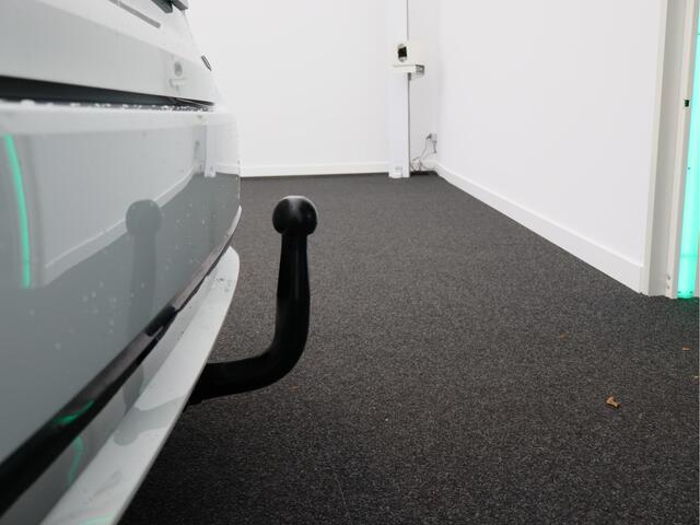 Toyota COROLLA Touring Sports 1.8 Hybrid TeamNL/ trekhaak/ zeer mooi!