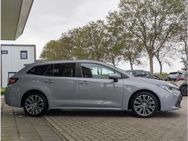 Toyota COROLLA Touring Sports 1.8 Hybrid Business Plus | Stuur- & stoelverwarming | PDC | BSM | Elektrische a.klep | Carplay & Android auto