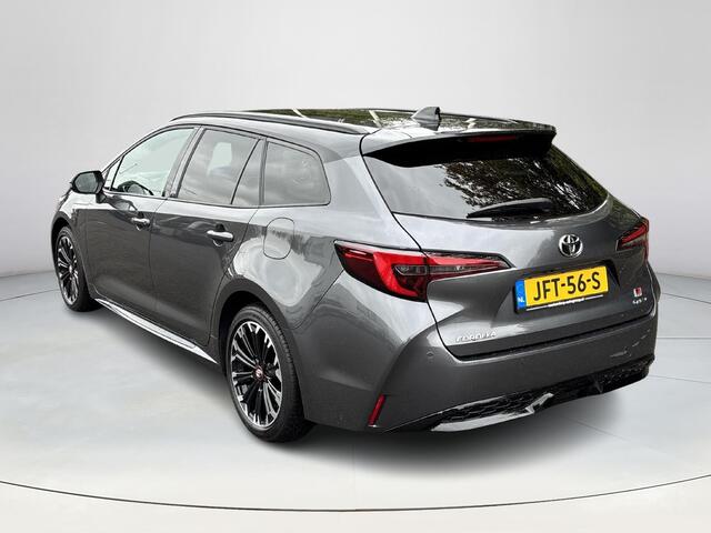 Toyota COROLLA Hybrid 180 GR Sport | Camera | elektrische achterklep | Navigatie | Stoelverwarming