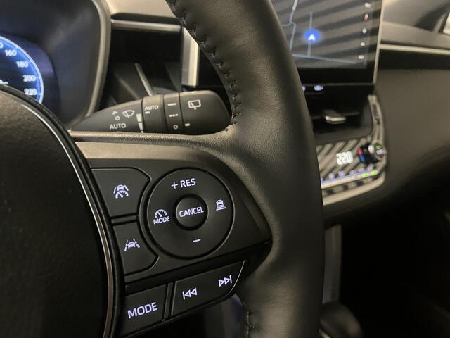 Toyota COROLLA Cross HYBRID STYLE/PDC/DODEHOEK/EL A KLEP/NAVI/LED/CARPLAY/ENZ