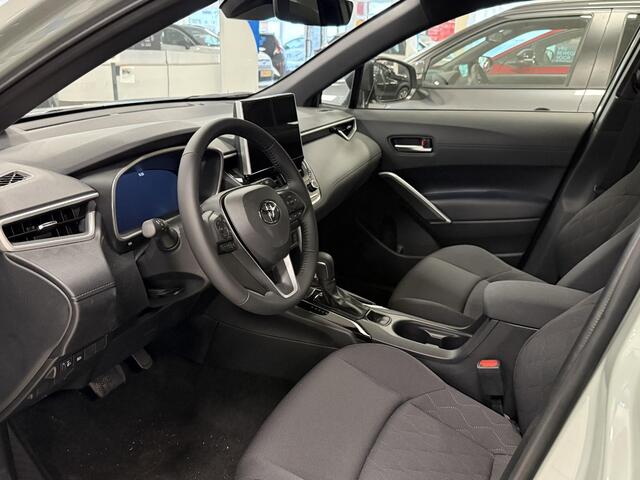 Toyota COROLLA Cross Hybrid 200 Dynamic Direct leverbaar!