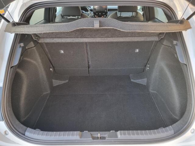 Toyota COROLLA 1.8 Hybrid Dynamic | Apple CarPlay / Android Auto navigatie | Trekhaak | Achteruitrijcamera |