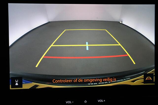 Toyota COROLLA Cross Hybrid 140 Business | LED | DAB | CAMERA | Adaptieve cruisecontrol | Climate control | Navigatie |