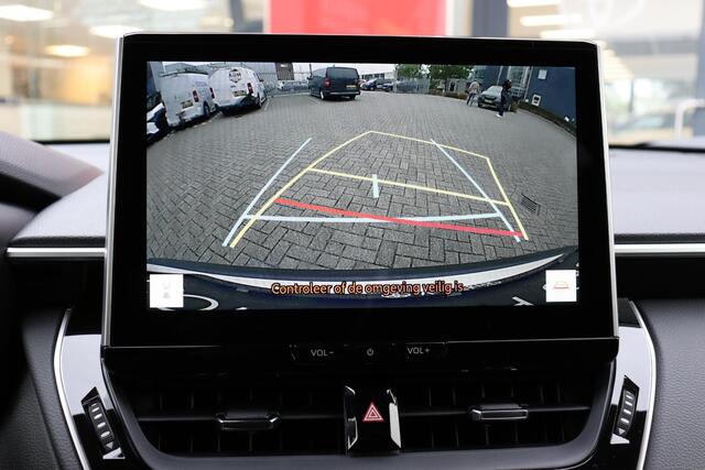 Toyota COROLLA Cross Hybrid 180 Dynamic ,inclusief ¤1.500,- Inruilpremie!!